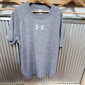Under Armour Tshirt